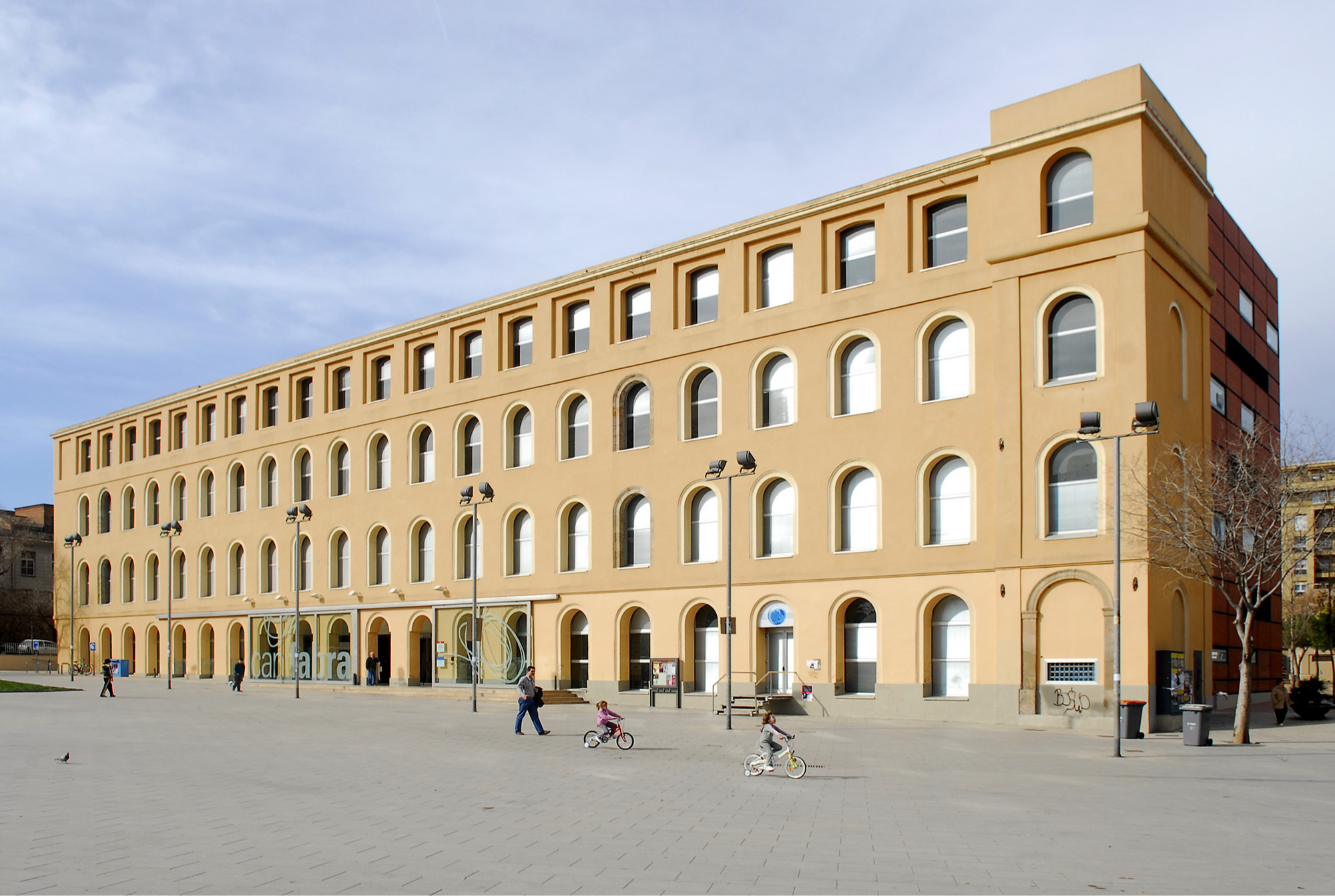 imagen antena Biblioteca Ignasi Iglèsias- Can Fabra ( Sant Andreu)