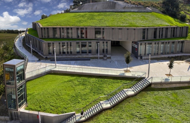 imagen antena Biblioteca Zona Nord - Mària Sánchez (Nou Barris)