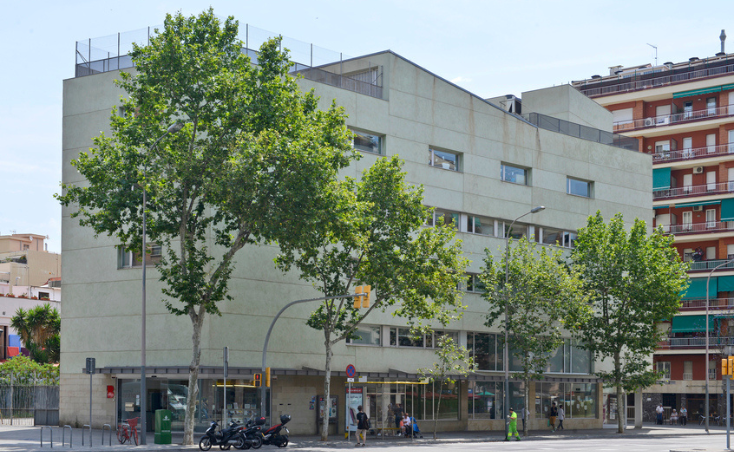 imagen antena Biblioteca Les Corts - Miquel Llongueras (Les Corts)