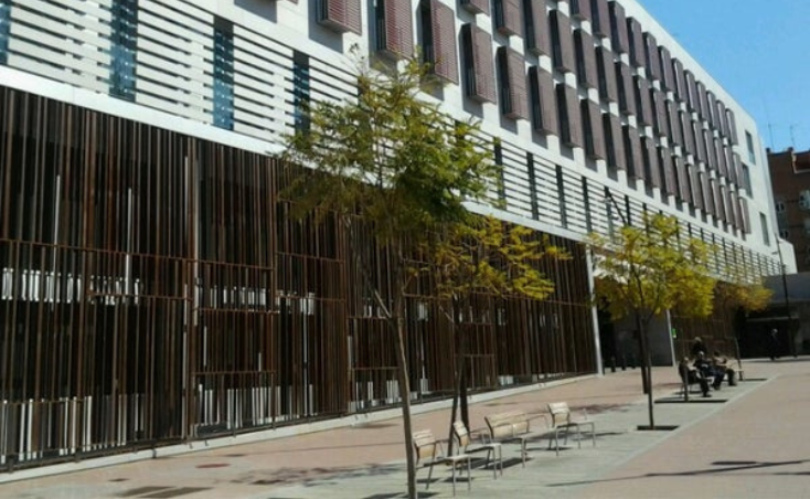 imagen antena Cursos a la biblioteca Vilapicina i la Torre Llobeta - Carmen Laforet (Nou Barris)
