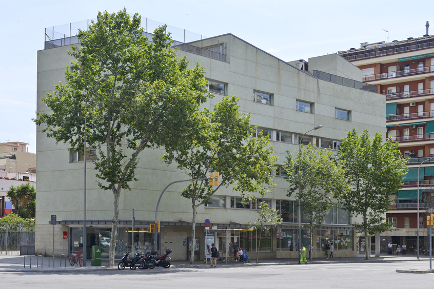 imagen antena Biblioteca Les Corts - Miquel Llongueras (Les Corts)