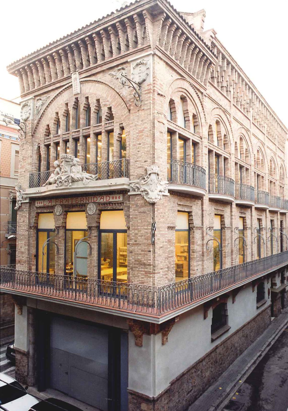 imagen antena Biblioteca Barceloneta - La Fraternitat (Ciutat Vella)